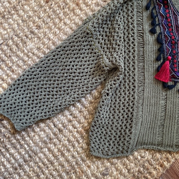 Boho cropped sweater - Picture 3 of 4